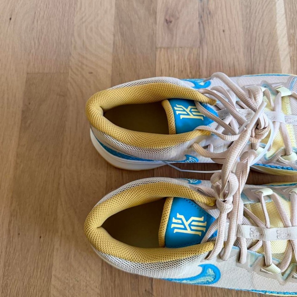 Nike Kyrie Flytrap 6 Yellow Blue Cream Basketball Sneakers DM1125-100 Mens 11 - Picture 5 of 7